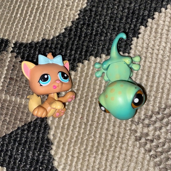 two by two pet shop